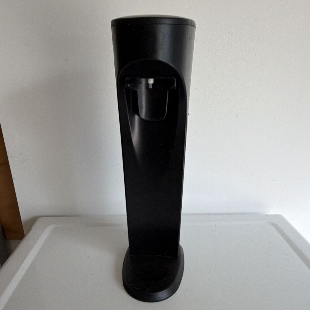 SodaStream Manual Soda Maker Carbonation Machine, Black Plastic, 1 Item